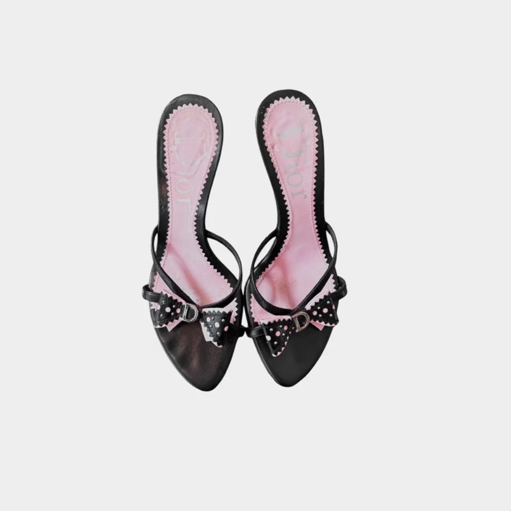 DONT BUY! I’m looking for these specific shoes if you see them anywhere Dior